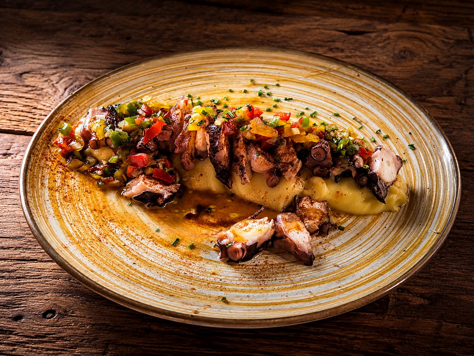 Pulpo a la brasa con parmentier — L'Armeria Restaurant, Molins de Rei
